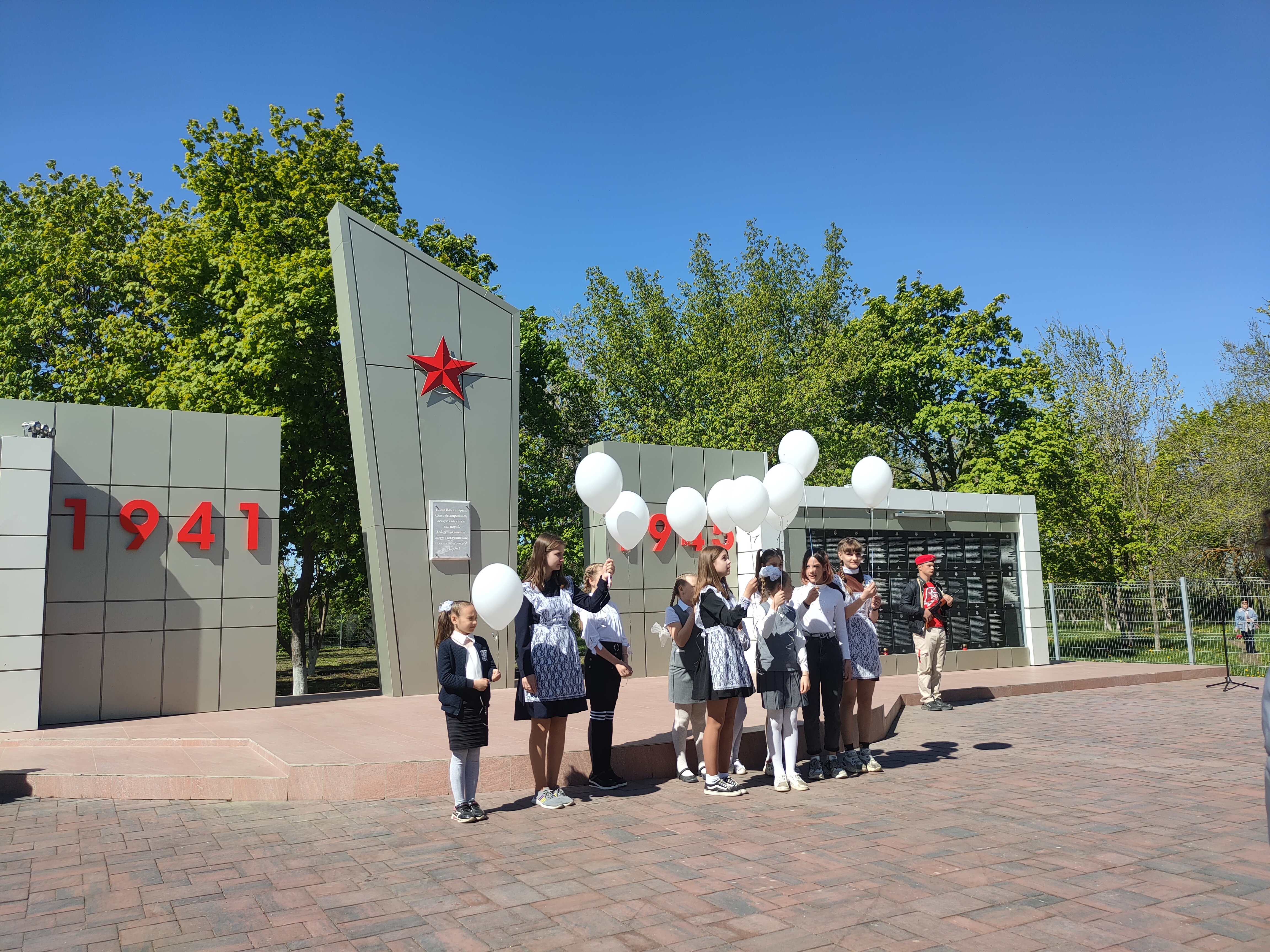 На Поворинском мемориале прошел памятный митинг, посвященный Дню Победы